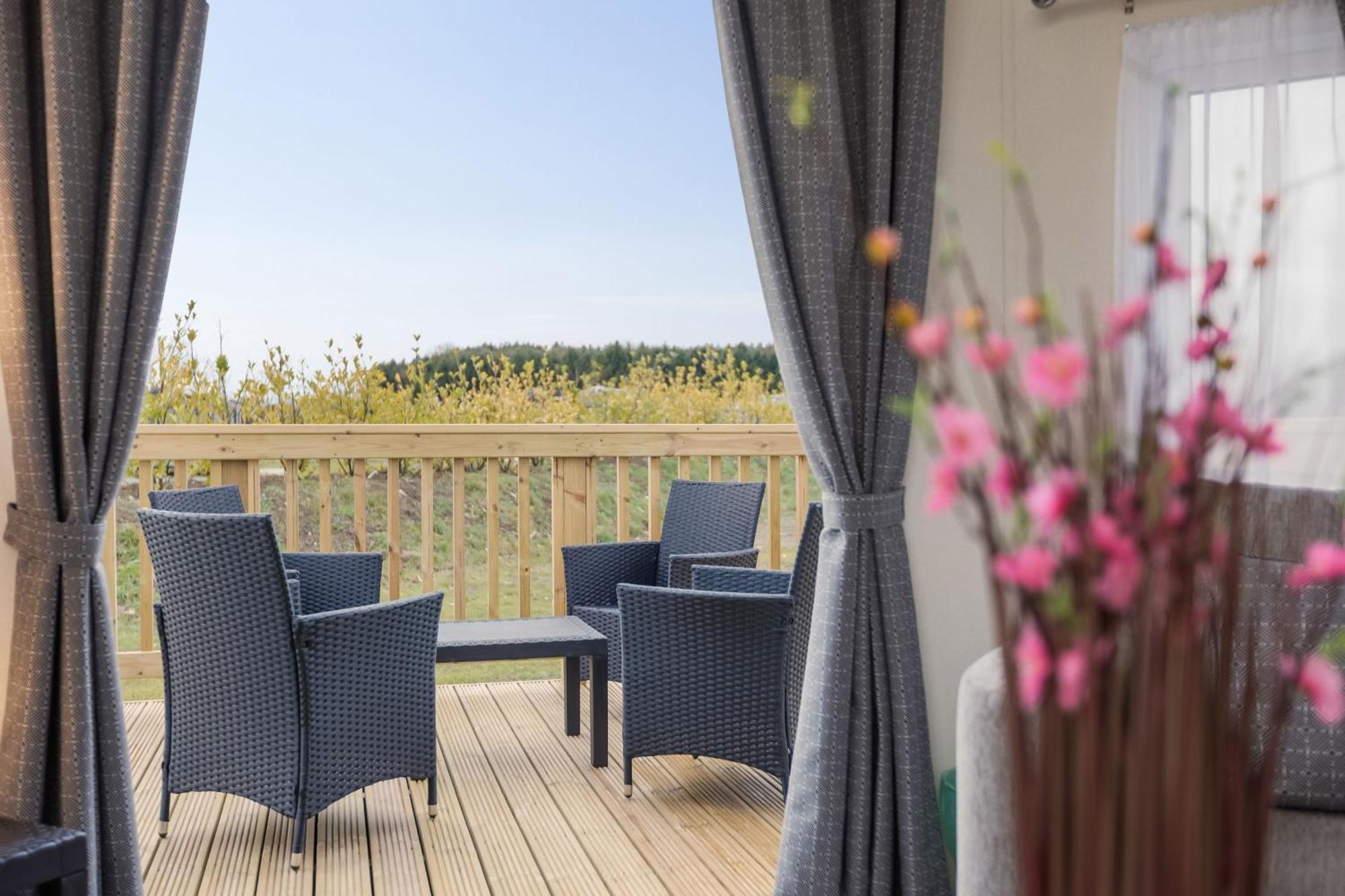 Deer View Lodge Close To Pickering Exterior foto